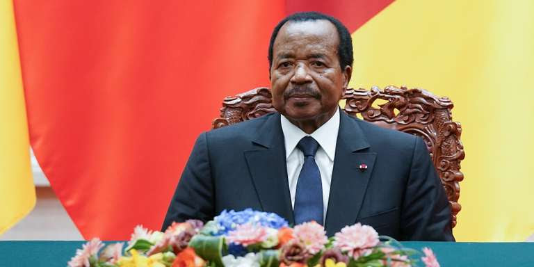 President of Cameroon Paul Biya and Chinese President Xi Jinping (not pictured) attend a signing ceremony at the Great Hall of the People in Beijing on March 22, 2018. / AFP PHOTO / POOL / Lintao Zhang