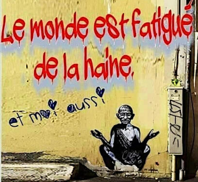 Non à la division anéantissante et autodestructrice / No to self-destructive and annihilating division
