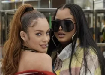 Le Vieux dictateur et la Rappeuse Lesbienne / The Old dictator and the Lesbian Rapper